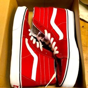 Like new! VANS Sk8-Hi